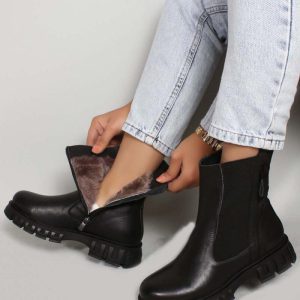 Women boots